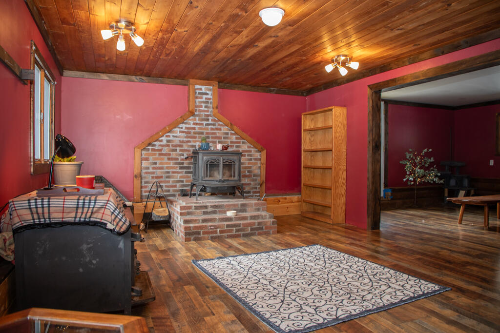 851 Dry Bridge Road Au Sable Forks NY 12912