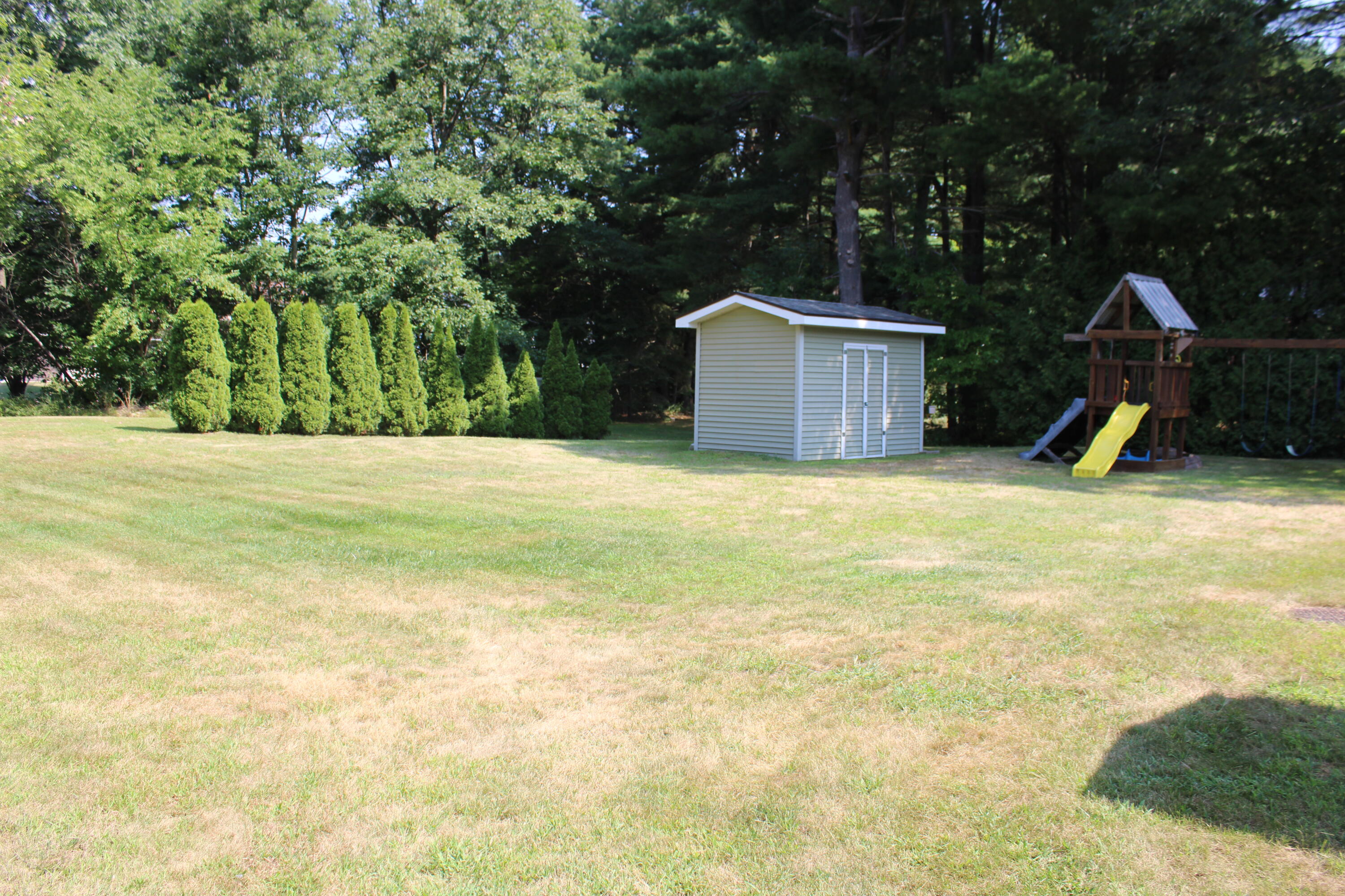 16 Kimberly Lane Morrisonville NY 12962