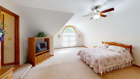 32 Valcour Heights Drive Peru NY 12972