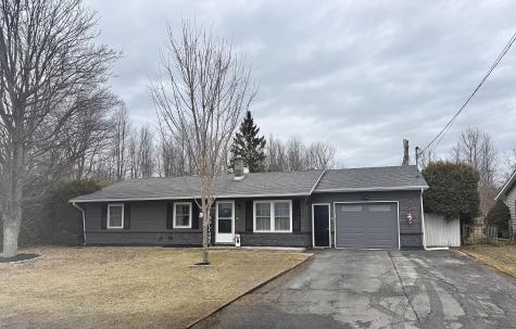 26 Oswego Lane Plattsburgh NY 12901