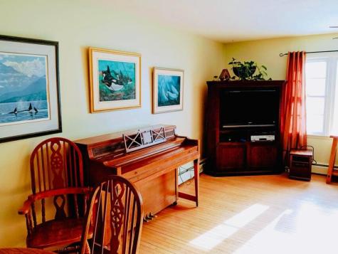 6 Deepdale Road Plattsburgh NY 12901