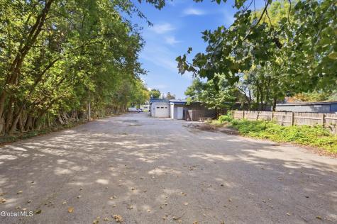 2015 Hamburg Street Rotterdam NY 12304
