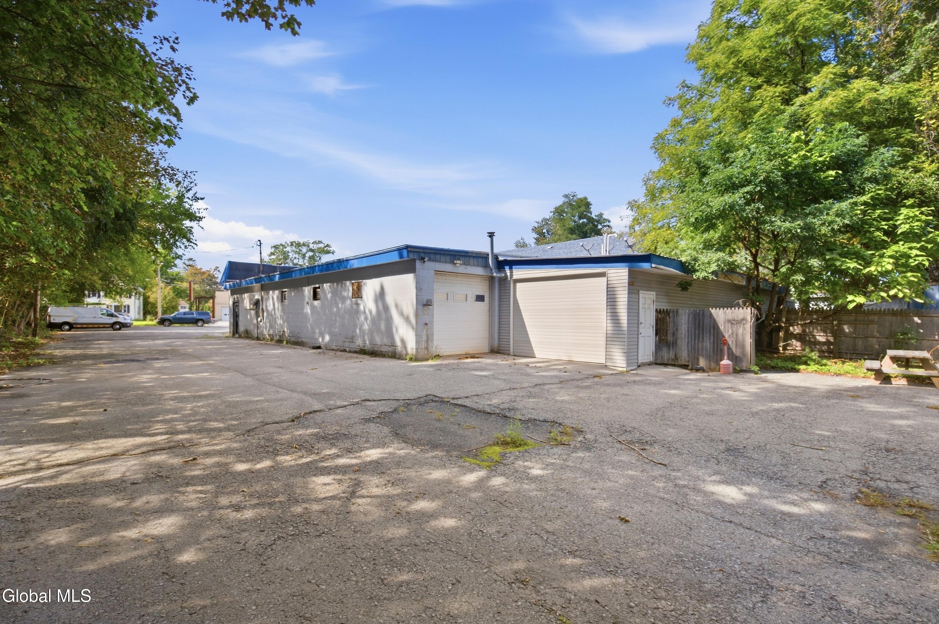 2015 Hamburg Street Rotterdam NY 12304