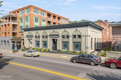 260 Broadway Saratoga Springs NY 12866