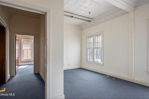 260 Broadway Saratoga Springs NY 12866