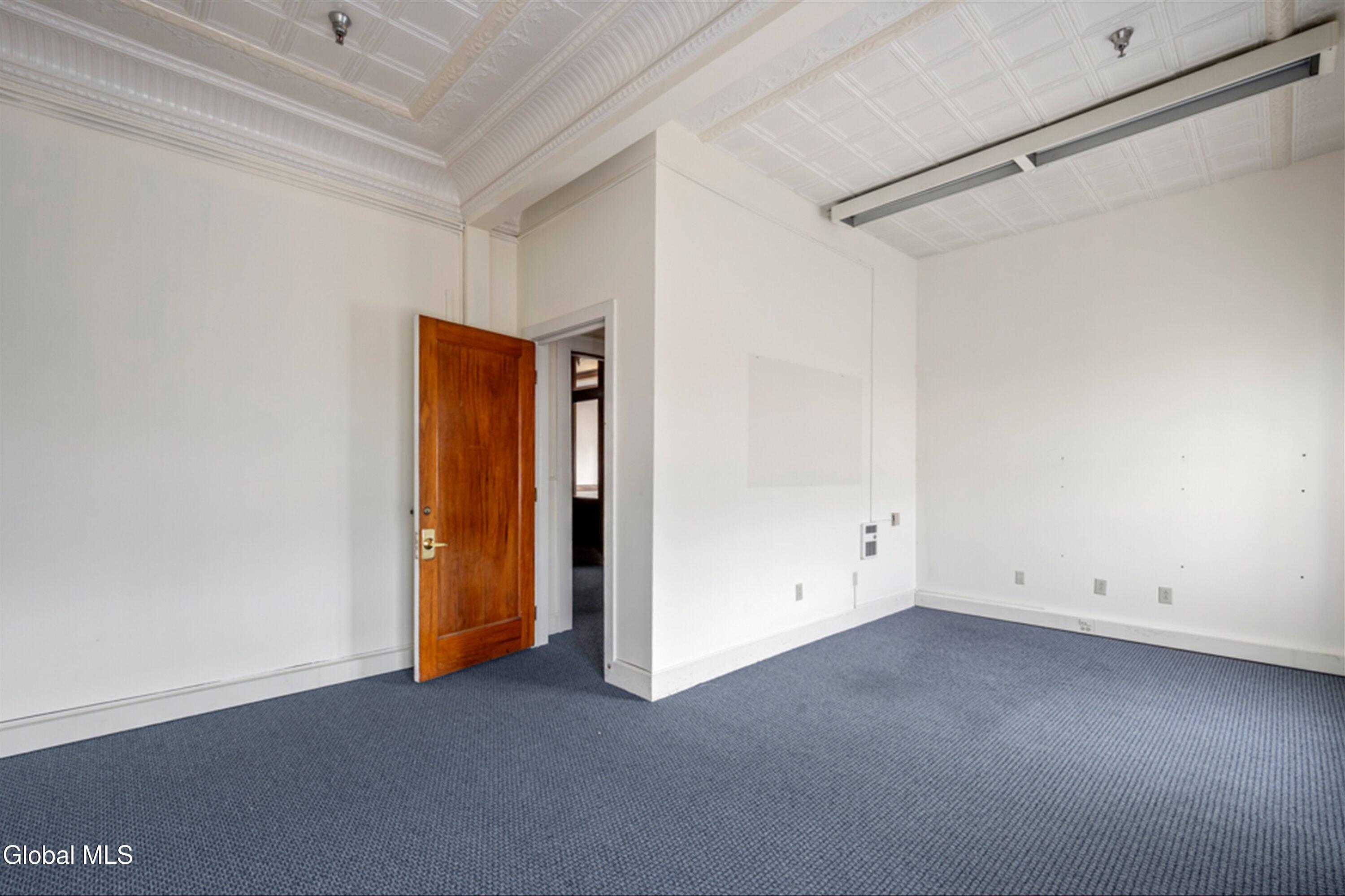 260 Broadway Saratoga Springs NY 12866