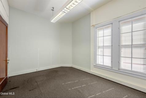 260 Broadway Saratoga Springs NY 12866