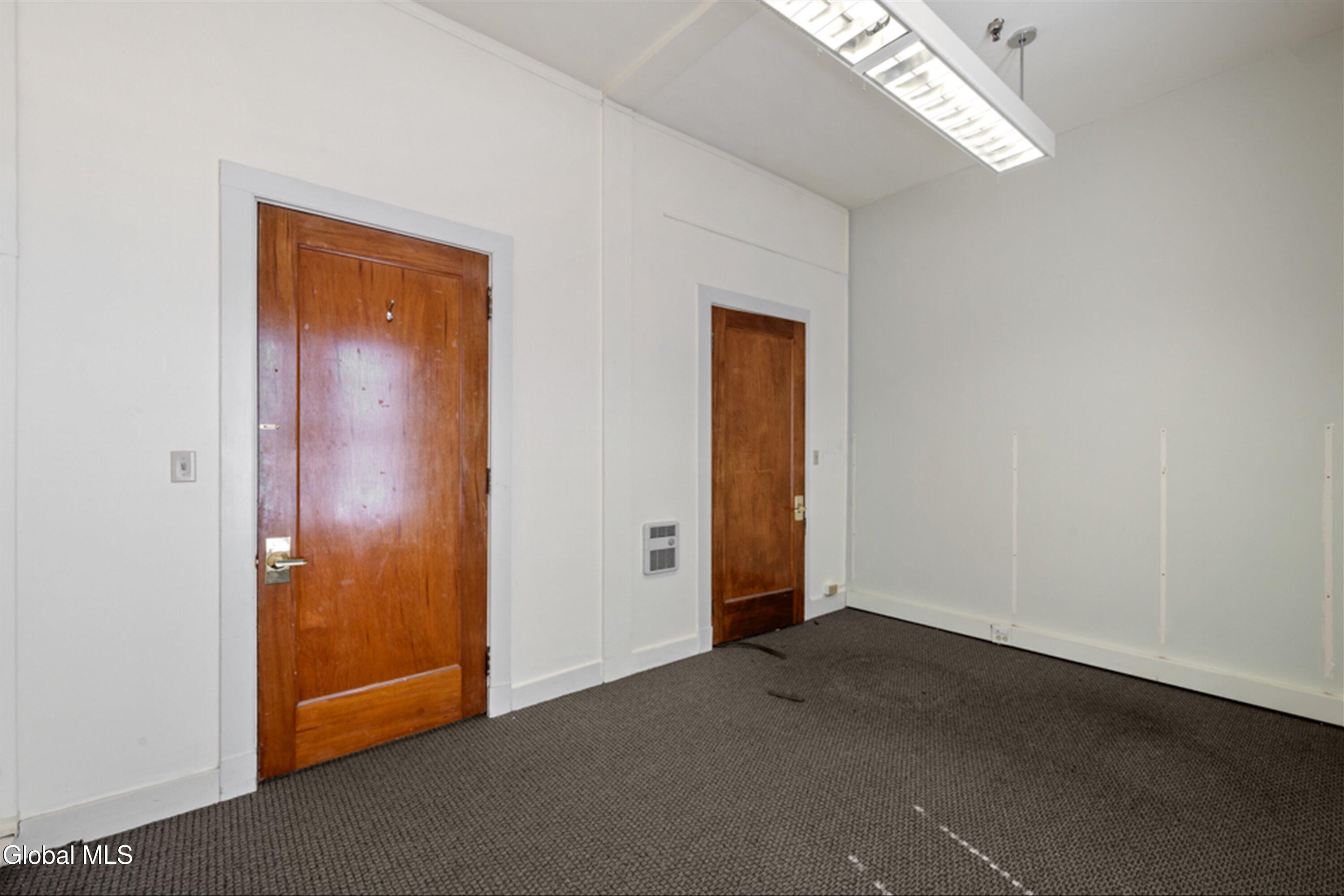 260 Broadway Saratoga Springs NY 12866