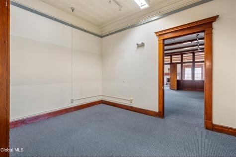 260 Broadway Saratoga Springs NY 12866