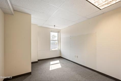 260 Broadway Saratoga Springs NY 12866