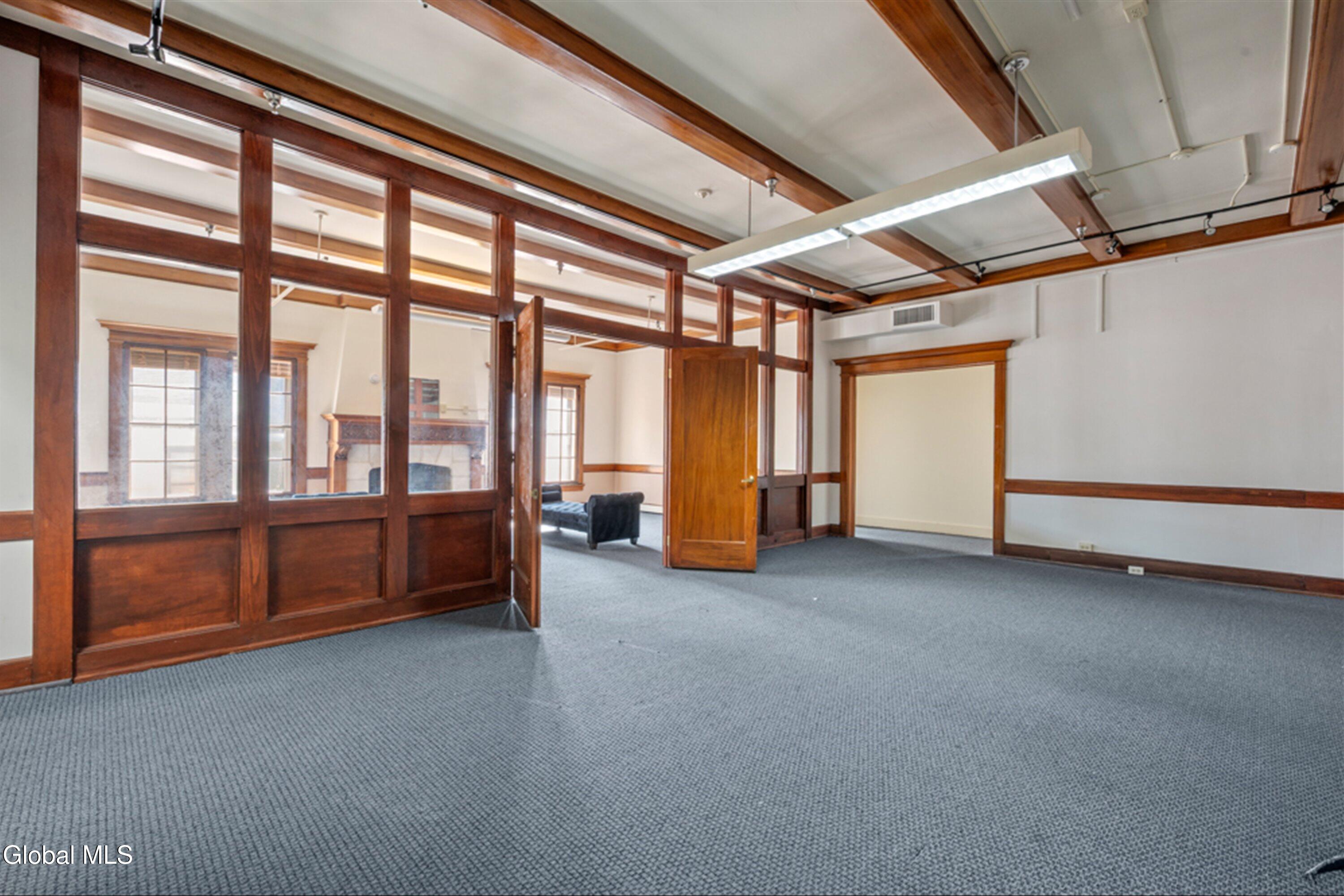260 Broadway Saratoga Springs NY 12866