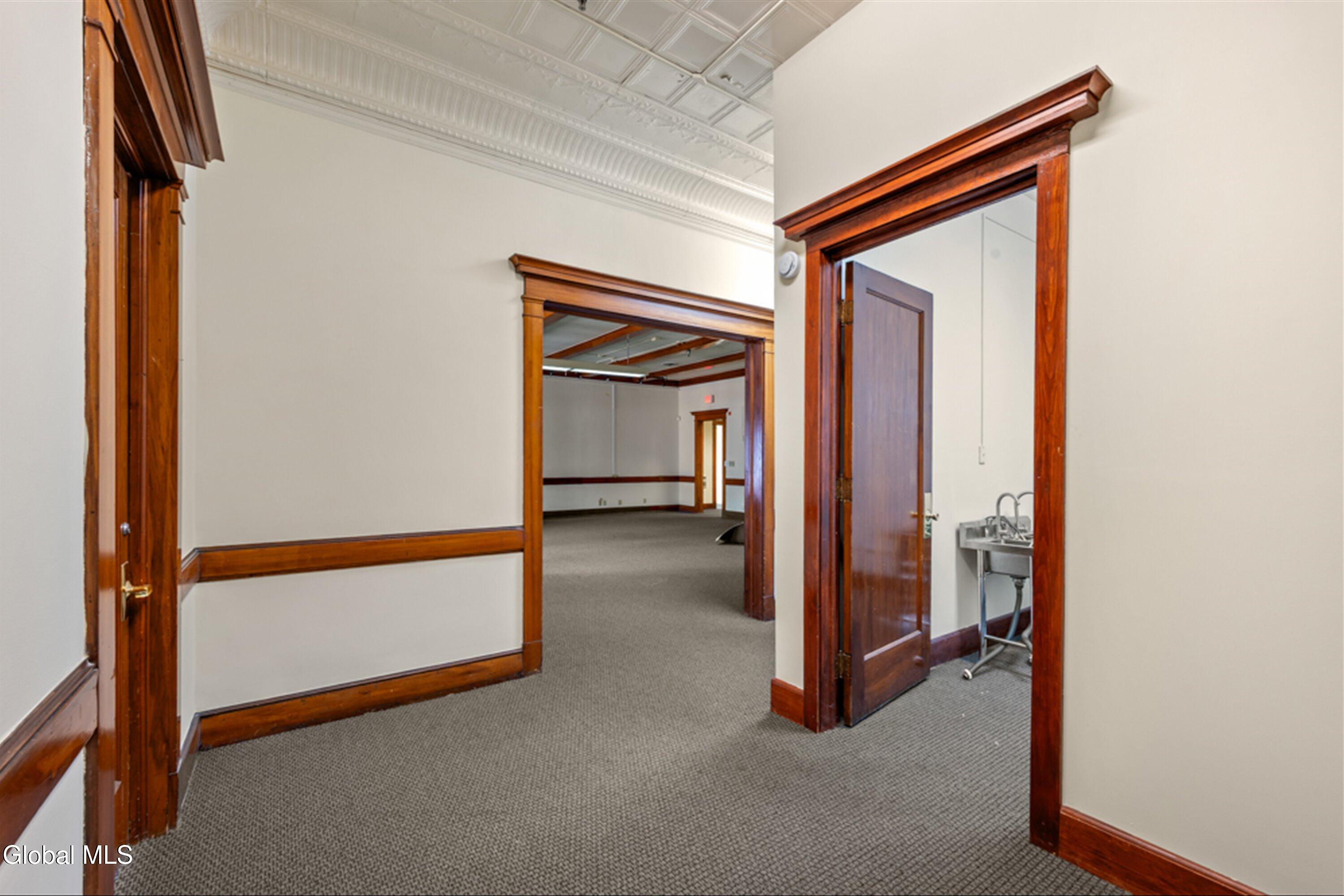 260 Broadway Saratoga Springs NY 12866