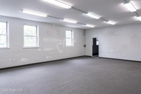 8 Nolan Road Albany NY 12205