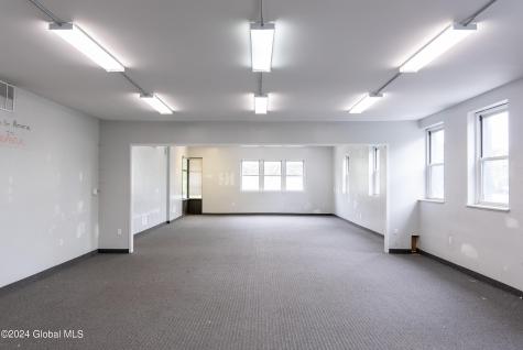 8 Nolan Road Albany NY 12205