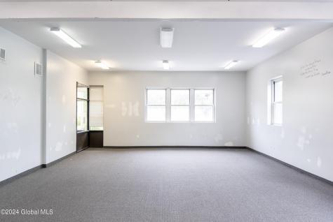 8 Nolan Road Albany NY 12205