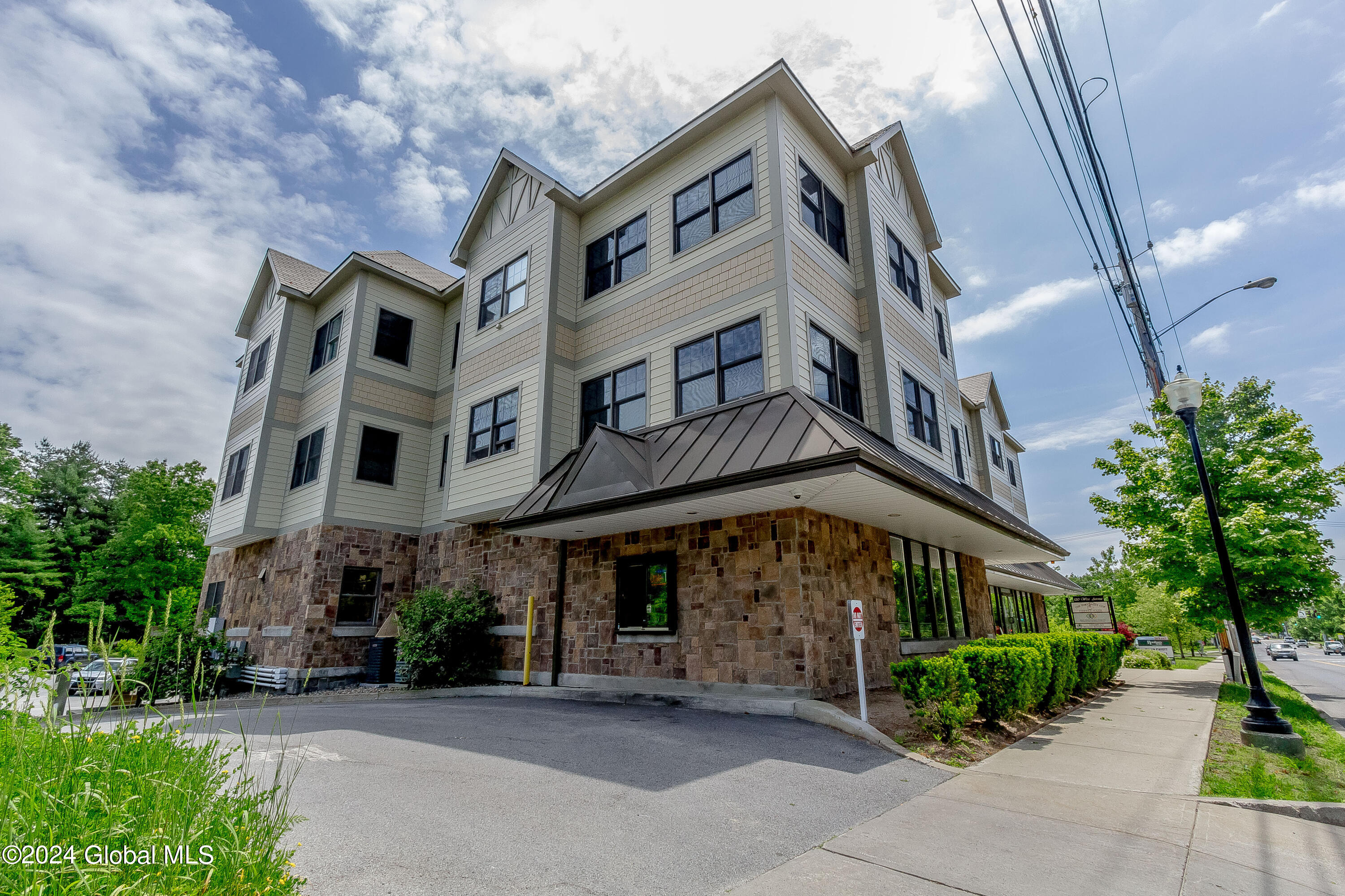 120 West Avenue Saratoga Springs NY 12866