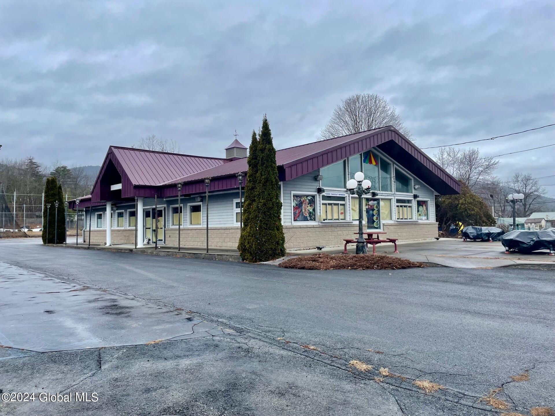 2183 State Route 9 Lake George NY 12845