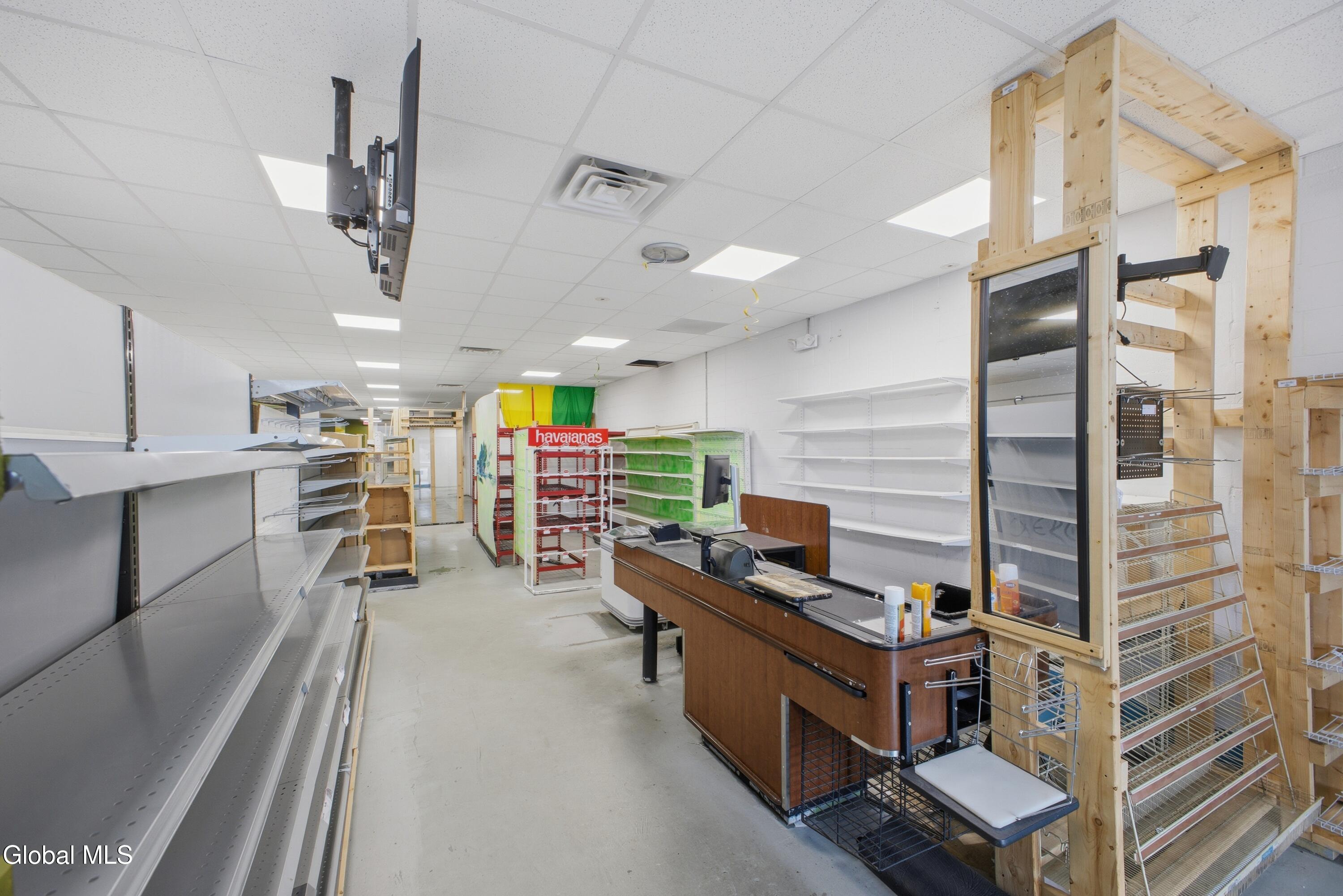217 Guideboard Road Halfmoon NY 12065