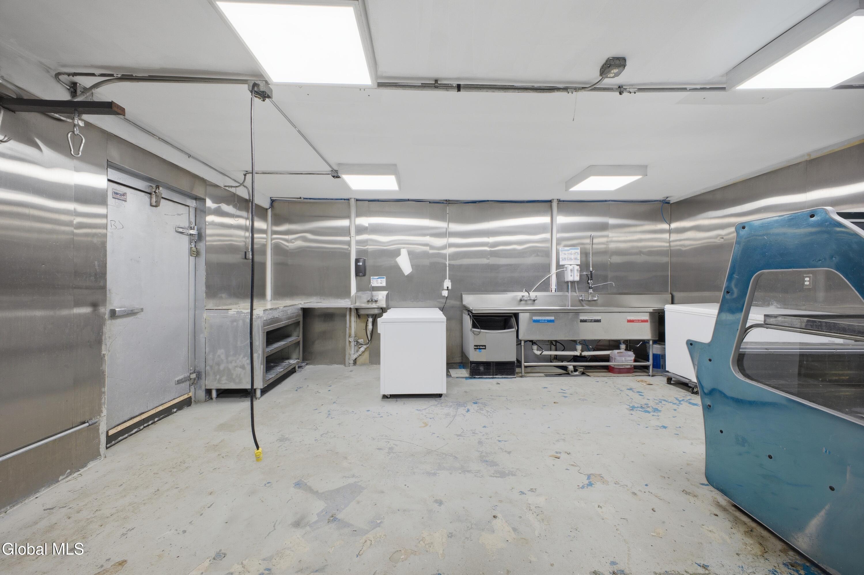 217 Guideboard Road Halfmoon NY 12065