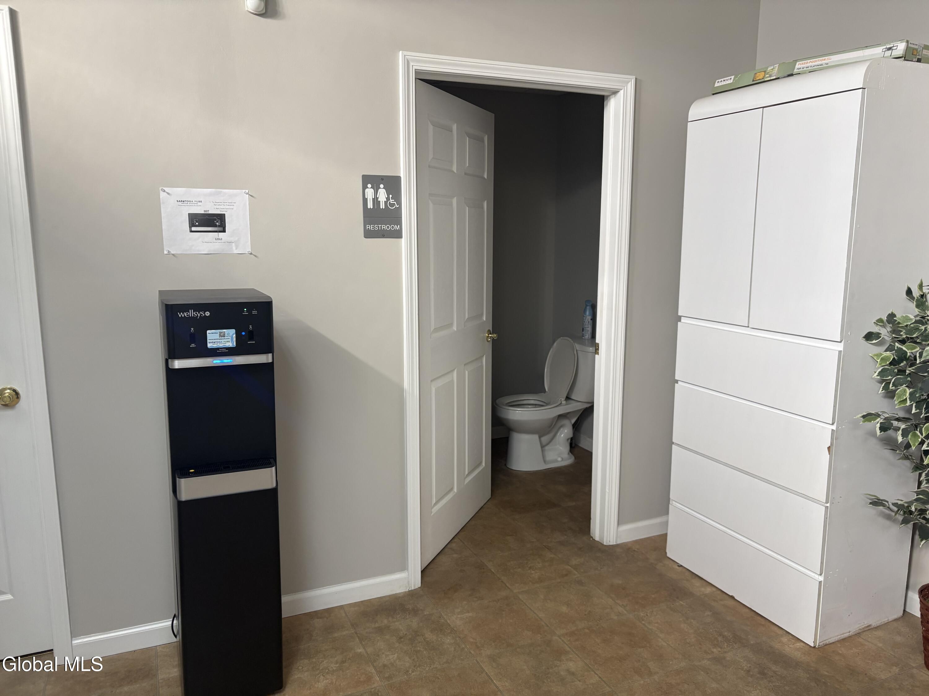 706 Kings Road Schenectady NY 12304