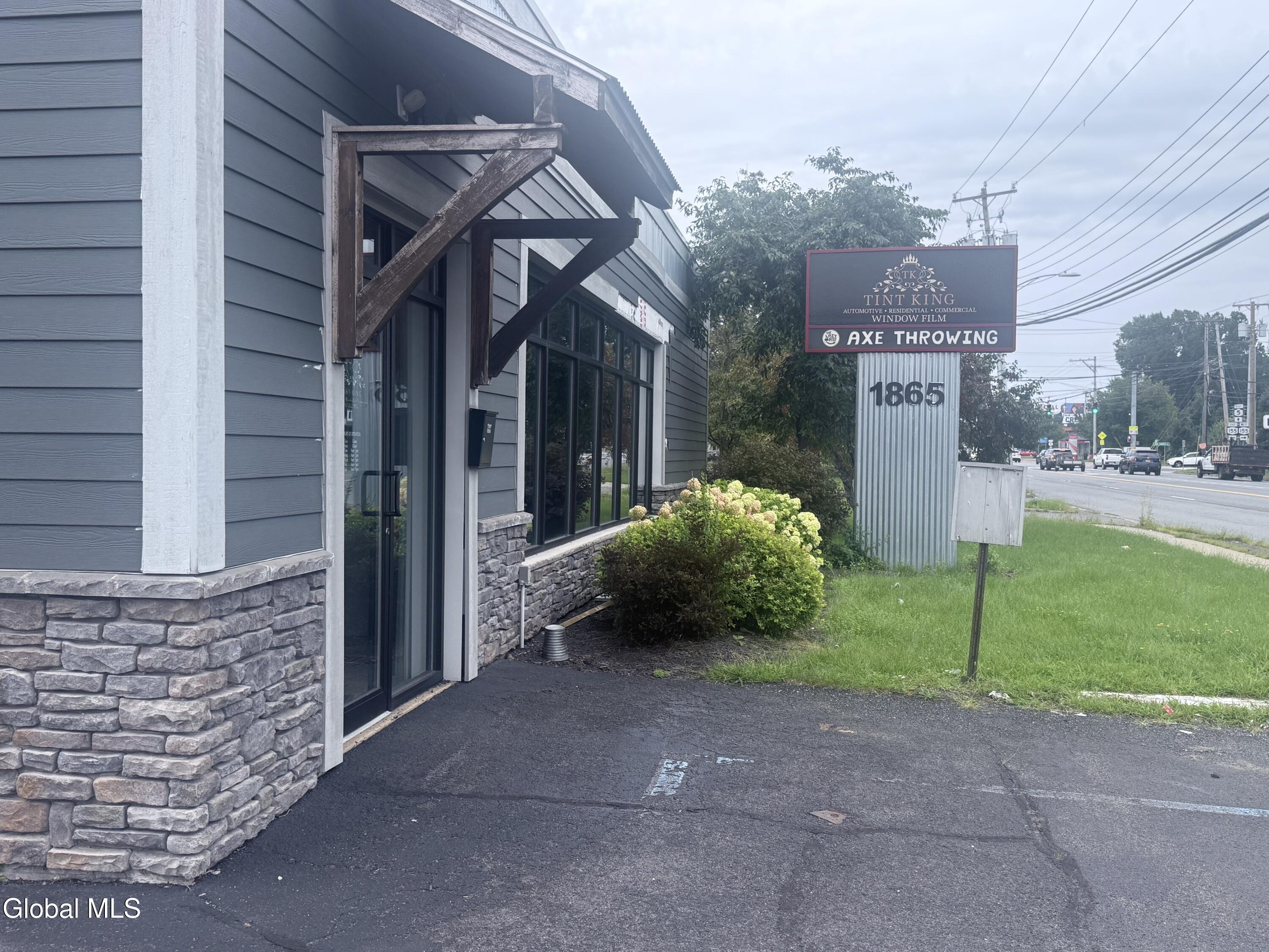 1865 Central Avenue Albany NY 12205