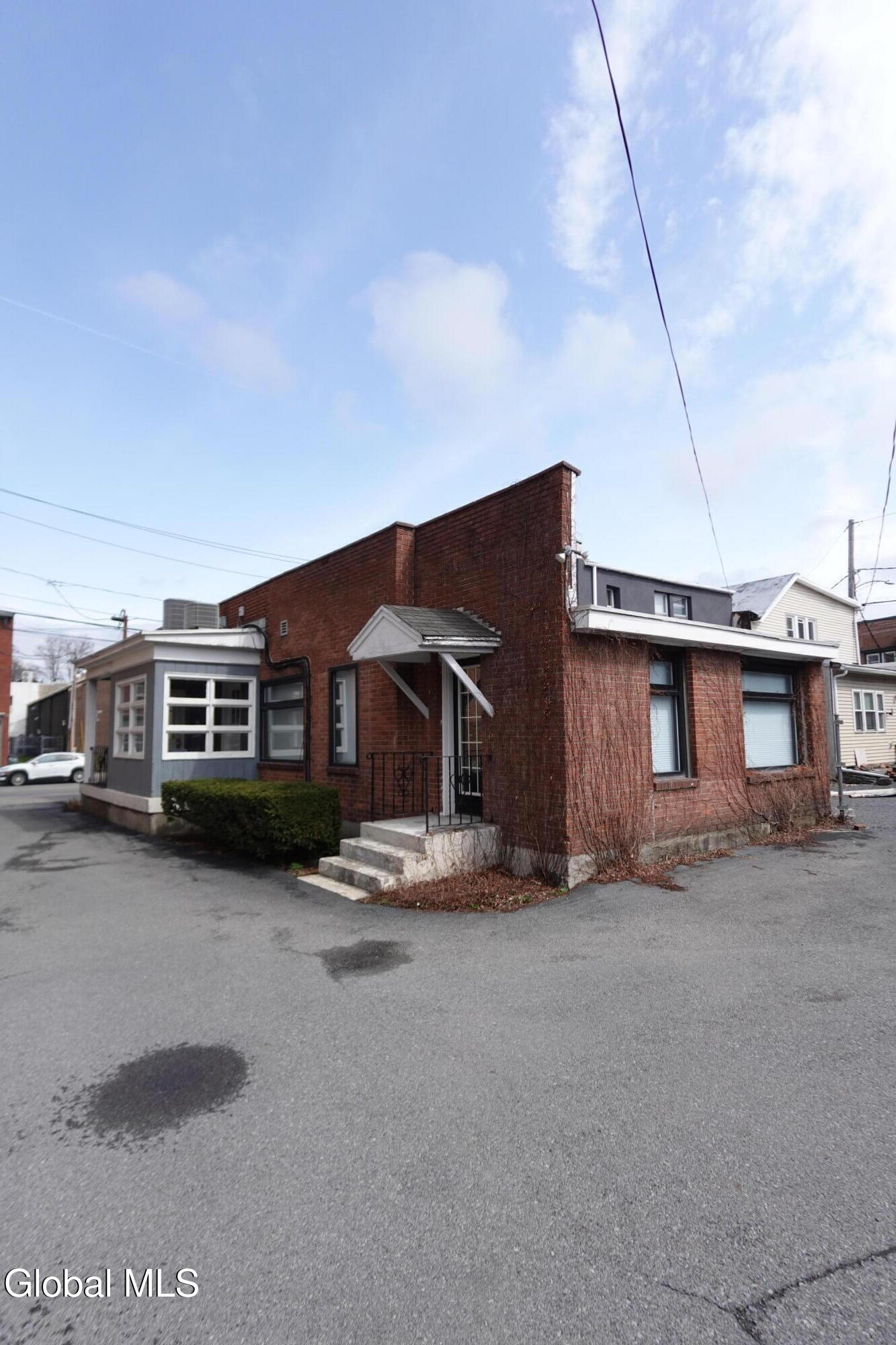 406 Union Street Schenectady NY 12305