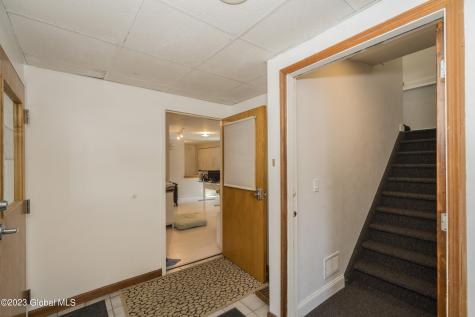 65 Long Alley Saratoga Springs NY 12866