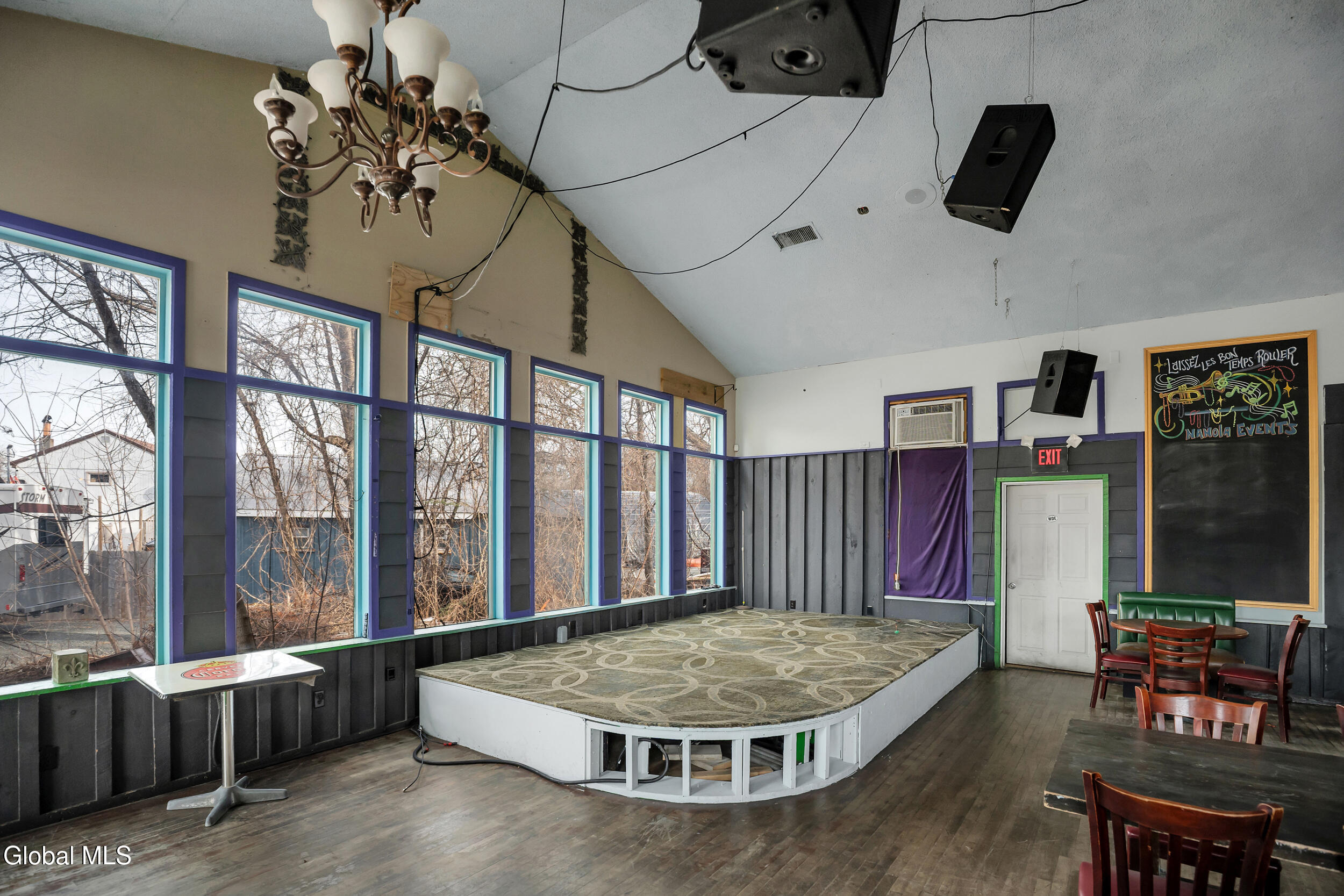 2639 Us-9 Malta NY 12020