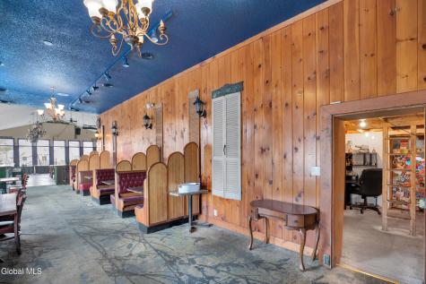 2639 Us-9 Malta NY 12020