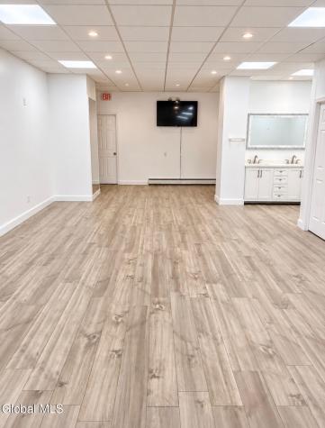 327 5th Avenue Troy NY 12182