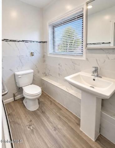 327 5th Avenue Troy NY 12182