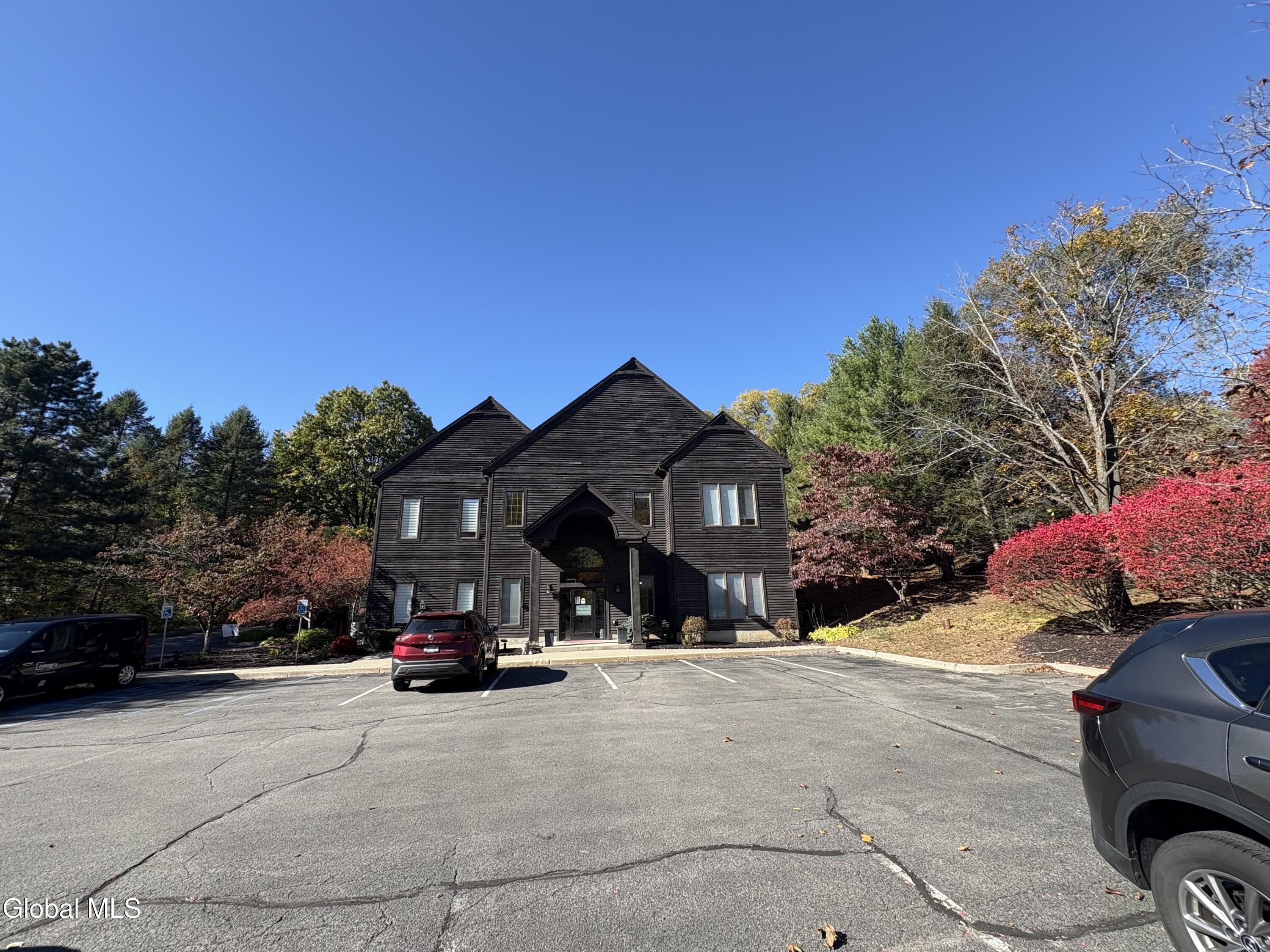 4 Chelsea Place Clifton Park NY 12065