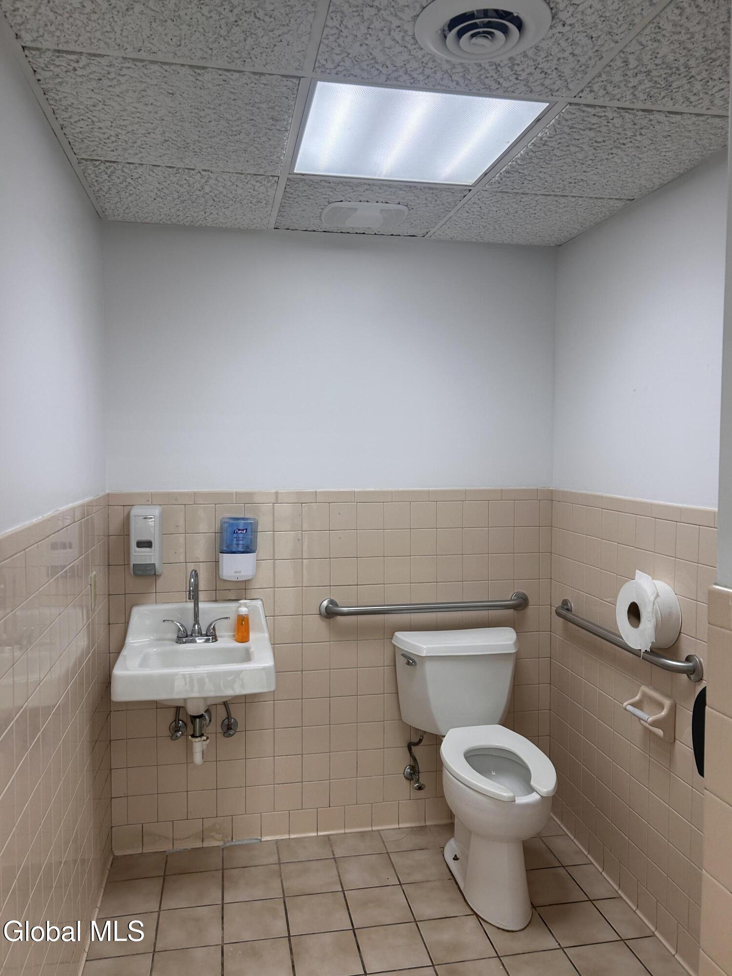 1225 Curry Road Rotterdam NY 12306