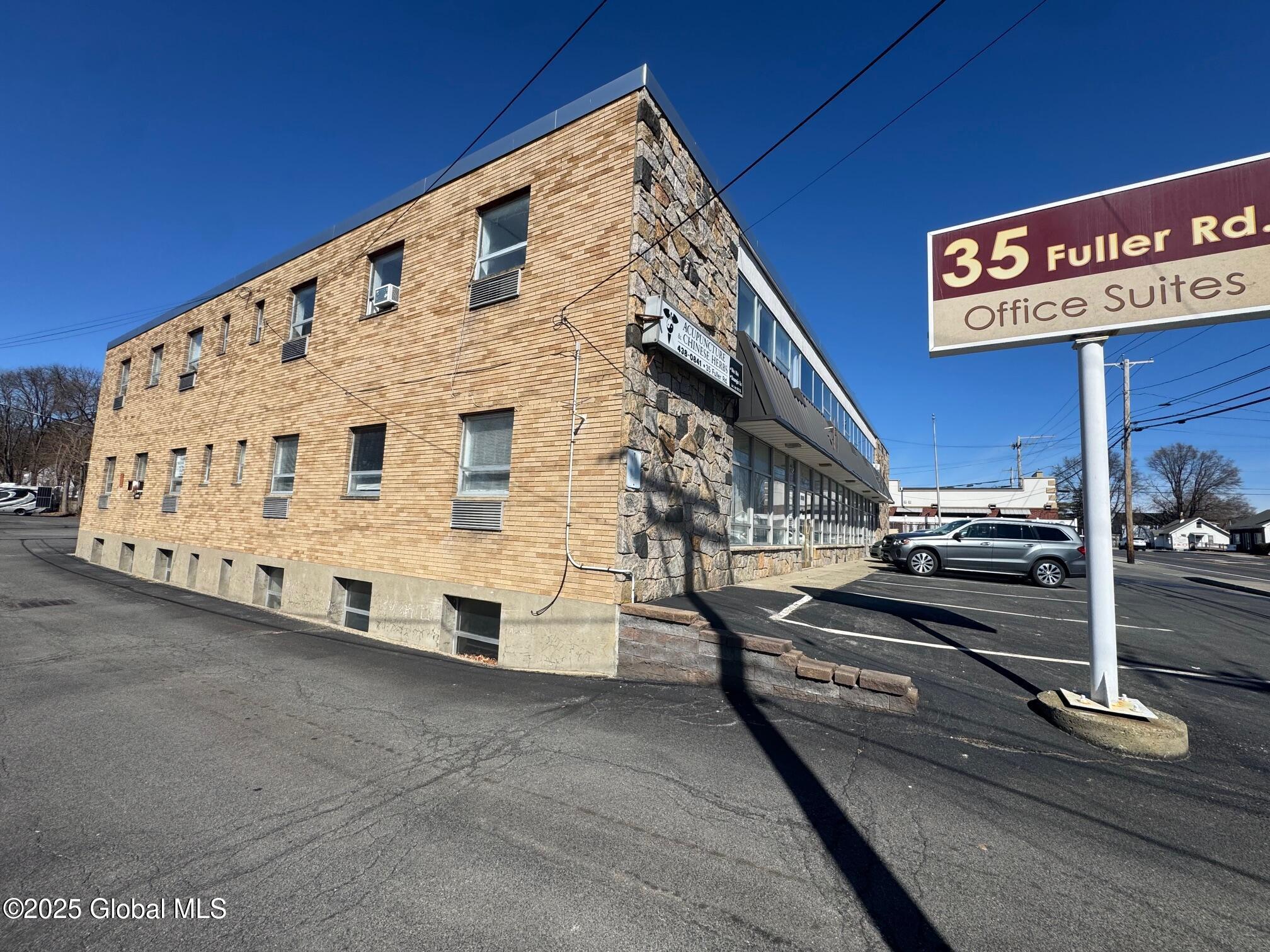 35 Fuller Road Albany NY 12205