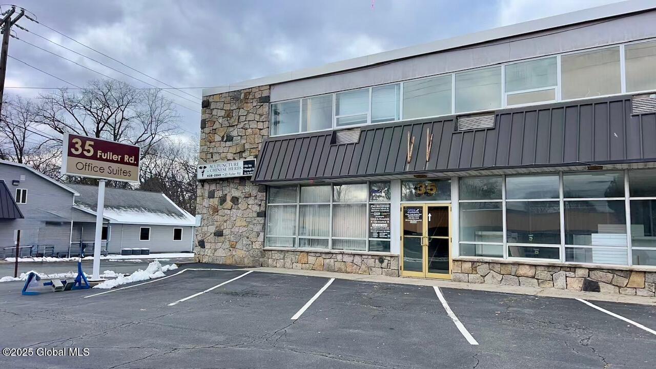 35 Fuller Road Albany NY 12205