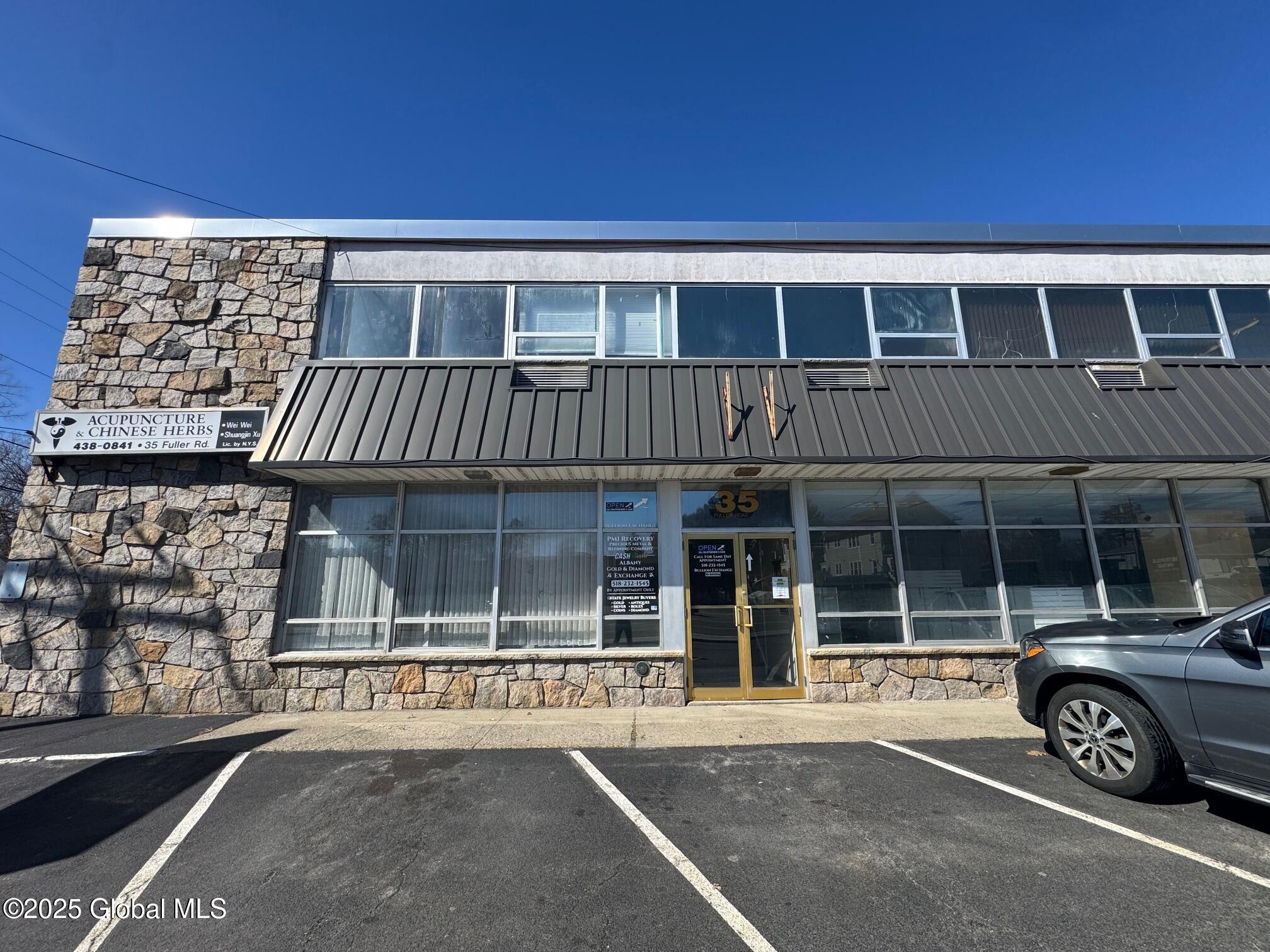 35 Fuller Road Albany NY 12205