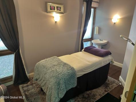 2093 Western Avenue Guilderland NY 12084
