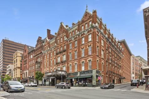 76 N Pearl Street Albany NY 12207
