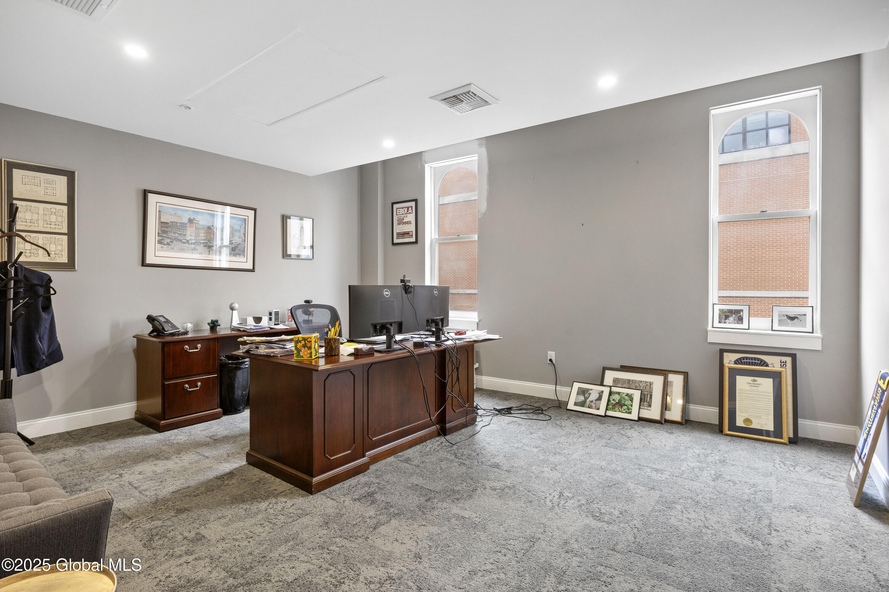 76 N Pearl Street Albany NY 12207