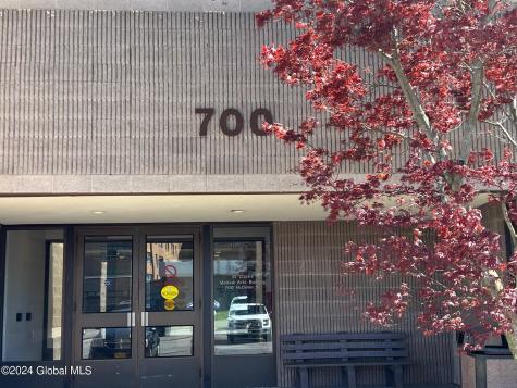 700 Mcclellan Street Schenectady NY 12304