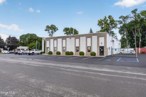 25 Kraft Avenue Albany NY 12205