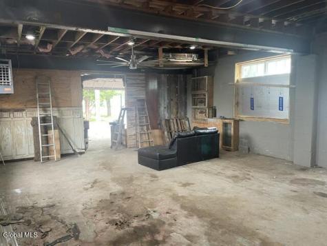 18 112th Street Troy NY 12182
