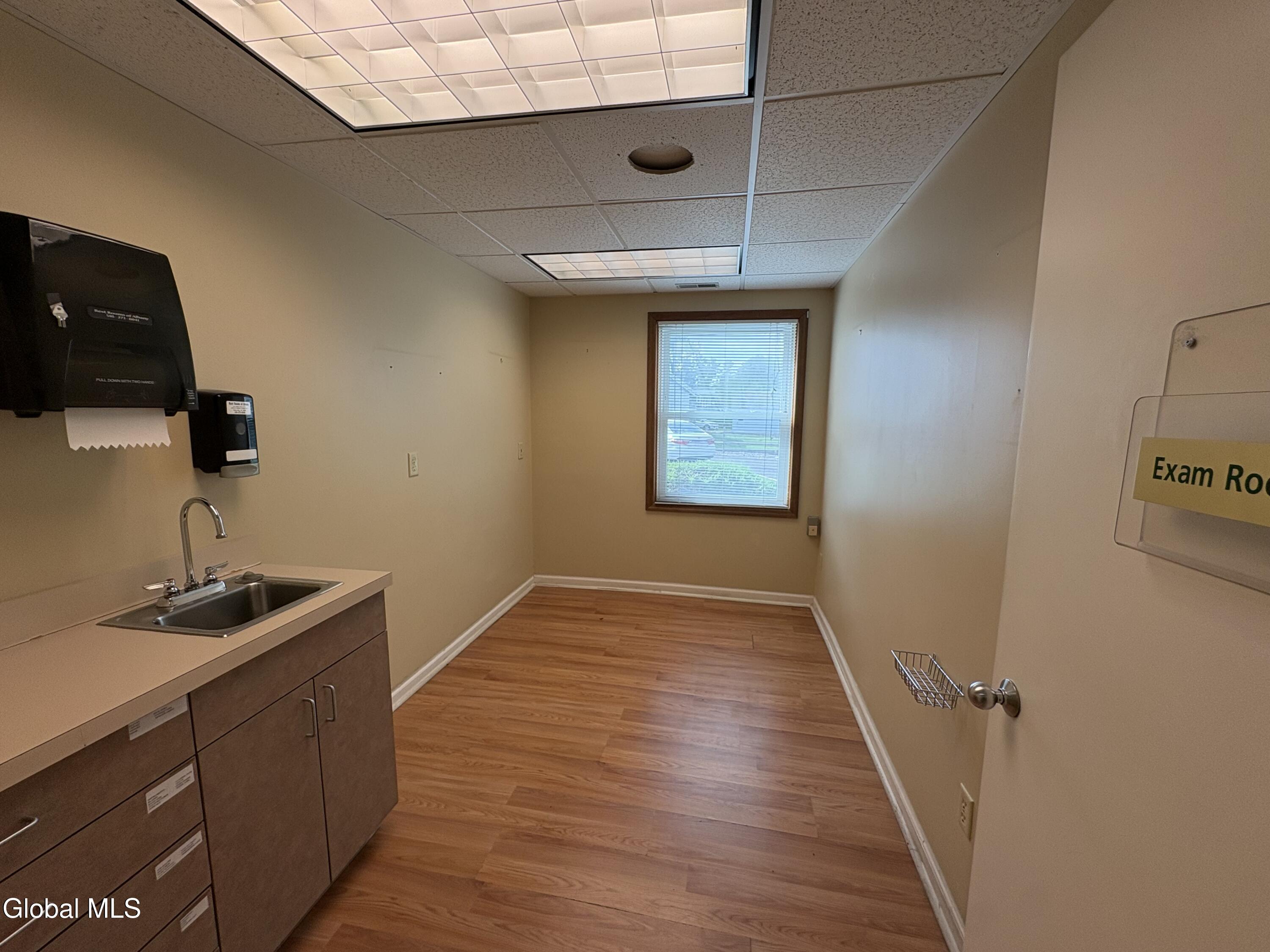 1528 Columbia Tpke Turnpike Schodack NY 12033