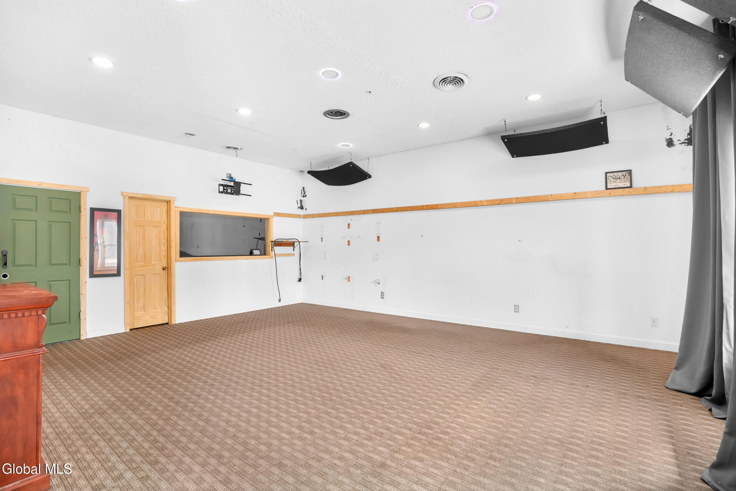 2639 U.s. 9 Malta NY 12020