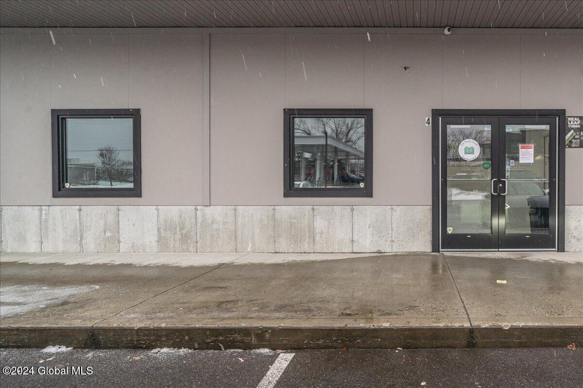 146 Raylinsky Road Ballston Lake NY 12019