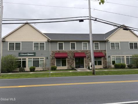 394 Elsmere Avenue Delmar NY 12054