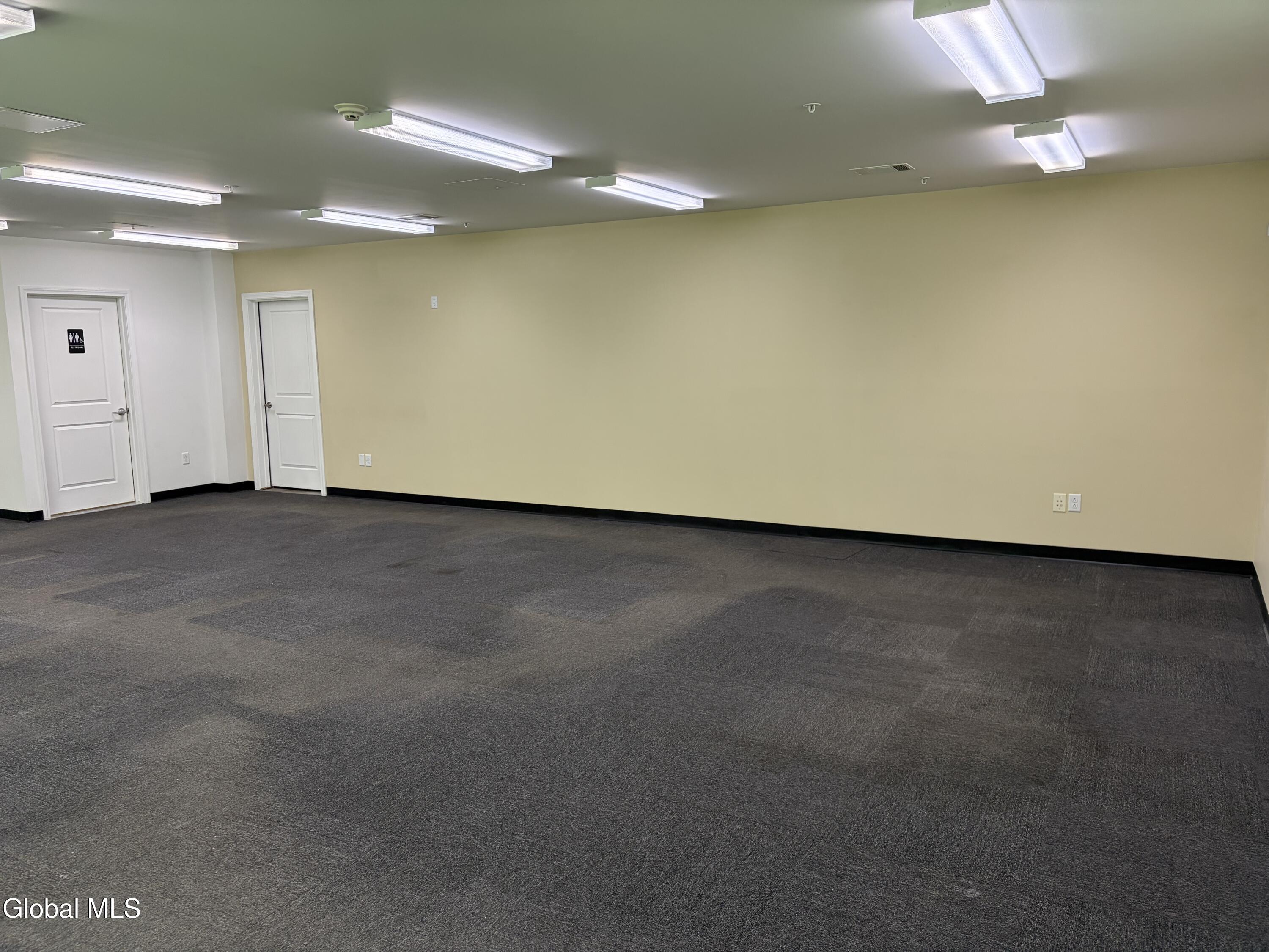 394 Elsmere Avenue Delmar NY 12054
