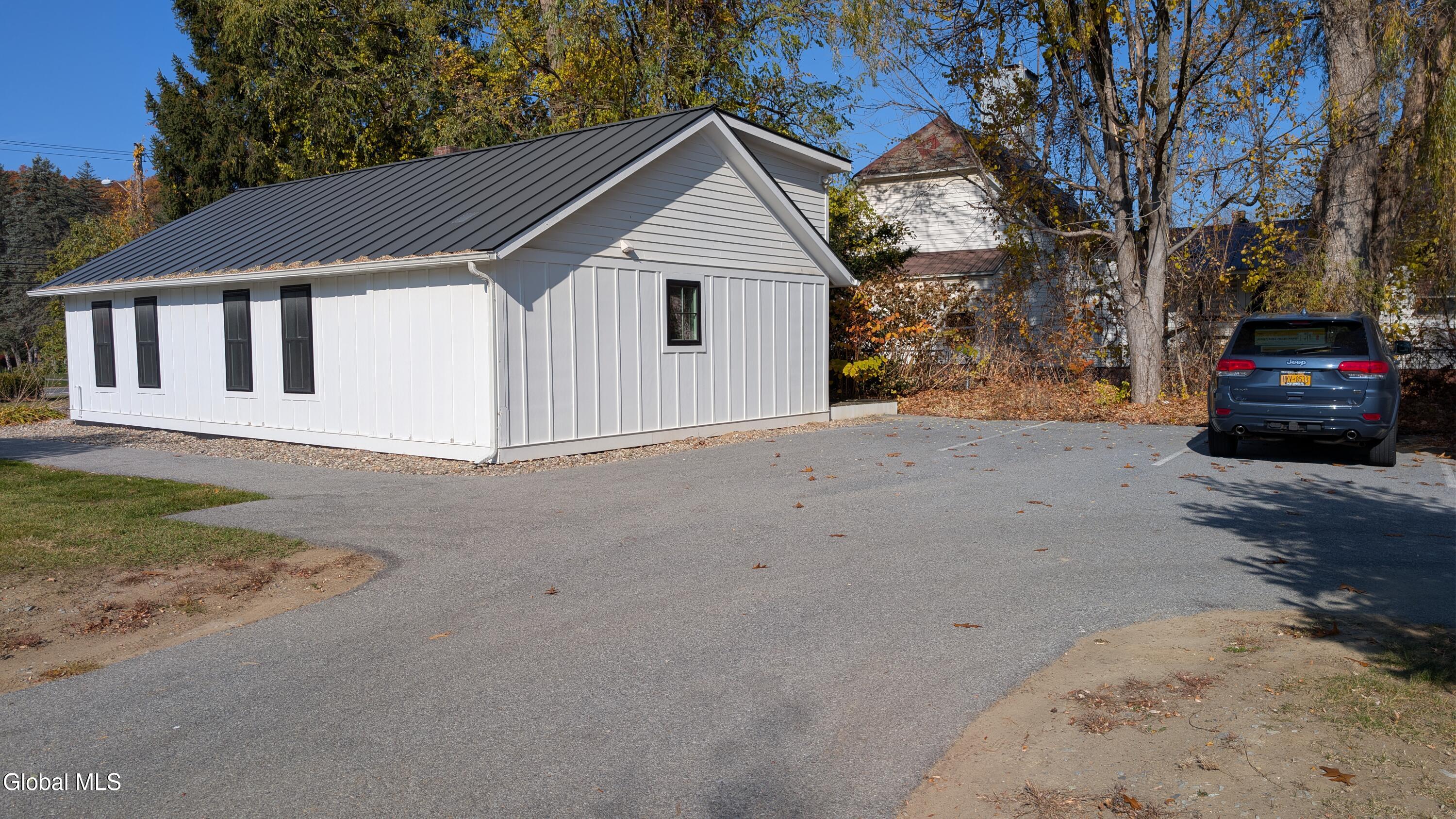 468 Maple Avenue Saratoga Springs NY 12866