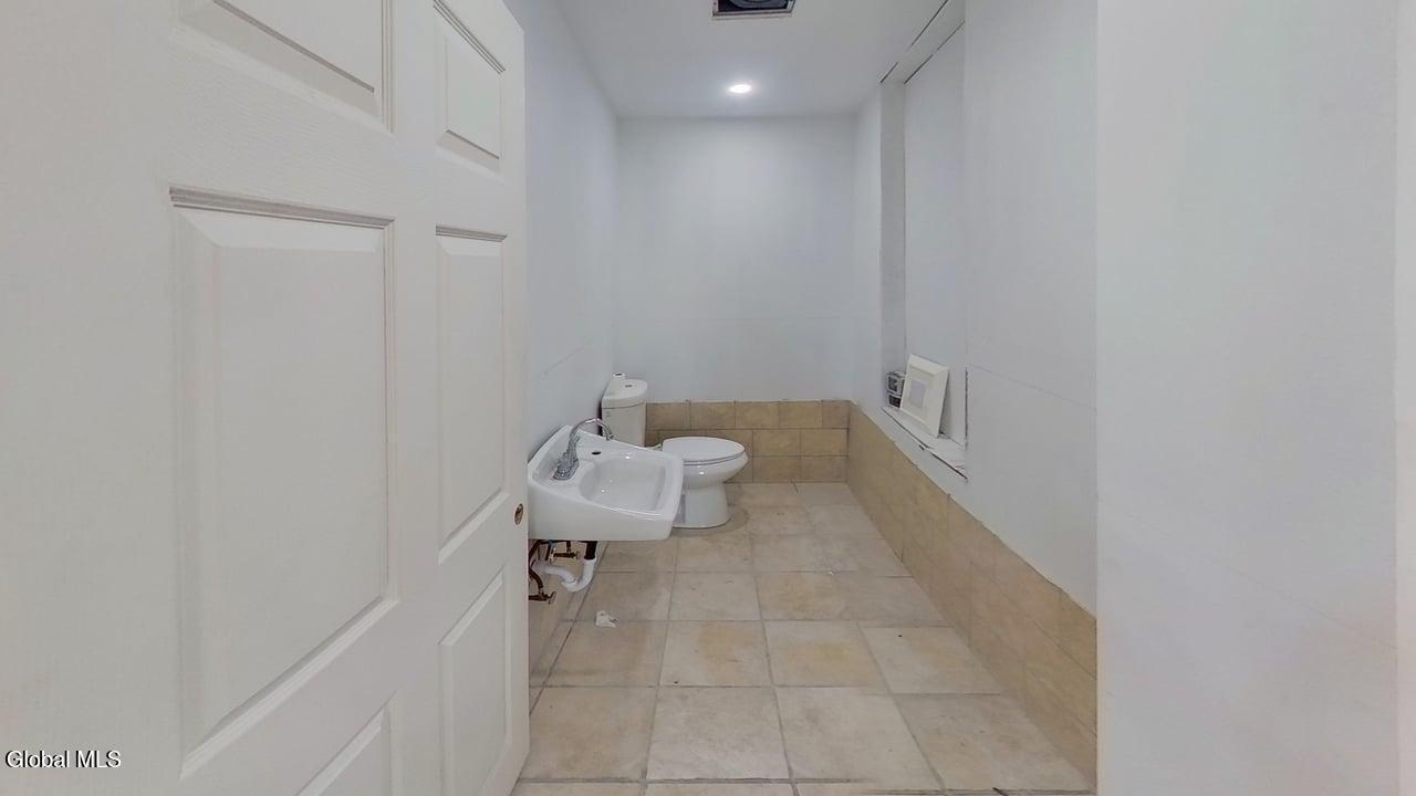 4 Ten Eyck Avenue Albany NY 12209