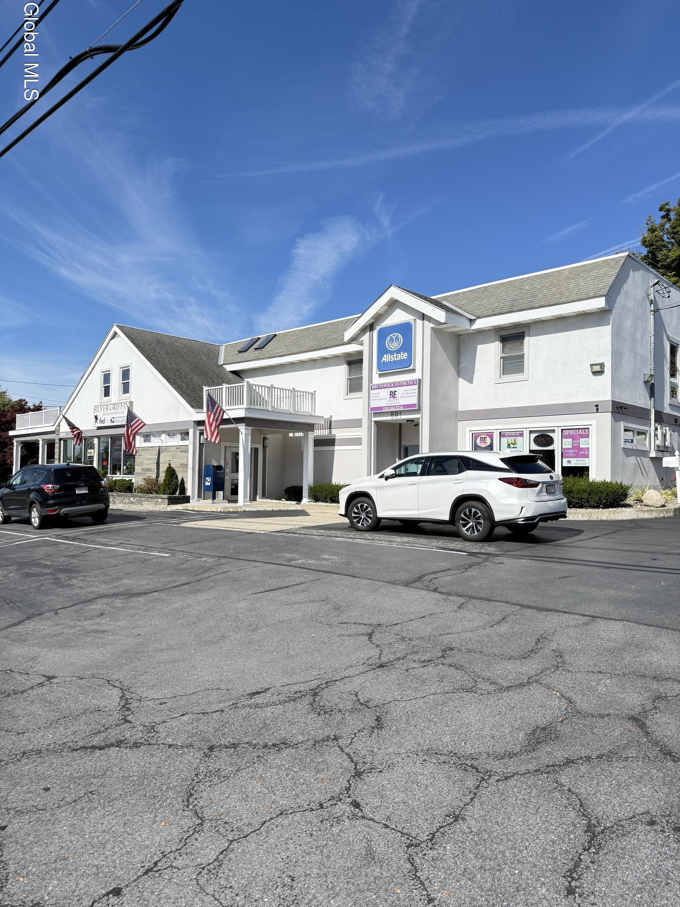 689-691 Hoosick Road Troy NY 12180